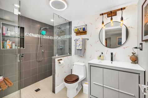 1806 Greenleaf Street Evanston IL 60202