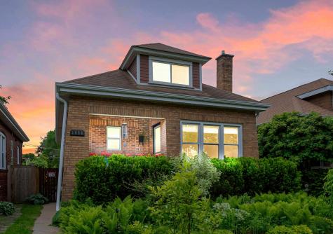 1806 Greenleaf Street Evanston IL 60202