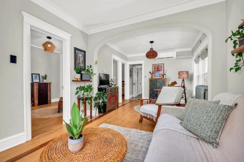 1806 Greenleaf Street Evanston IL 60202