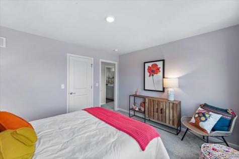 374 West Point Circle Algonquin IL 60102