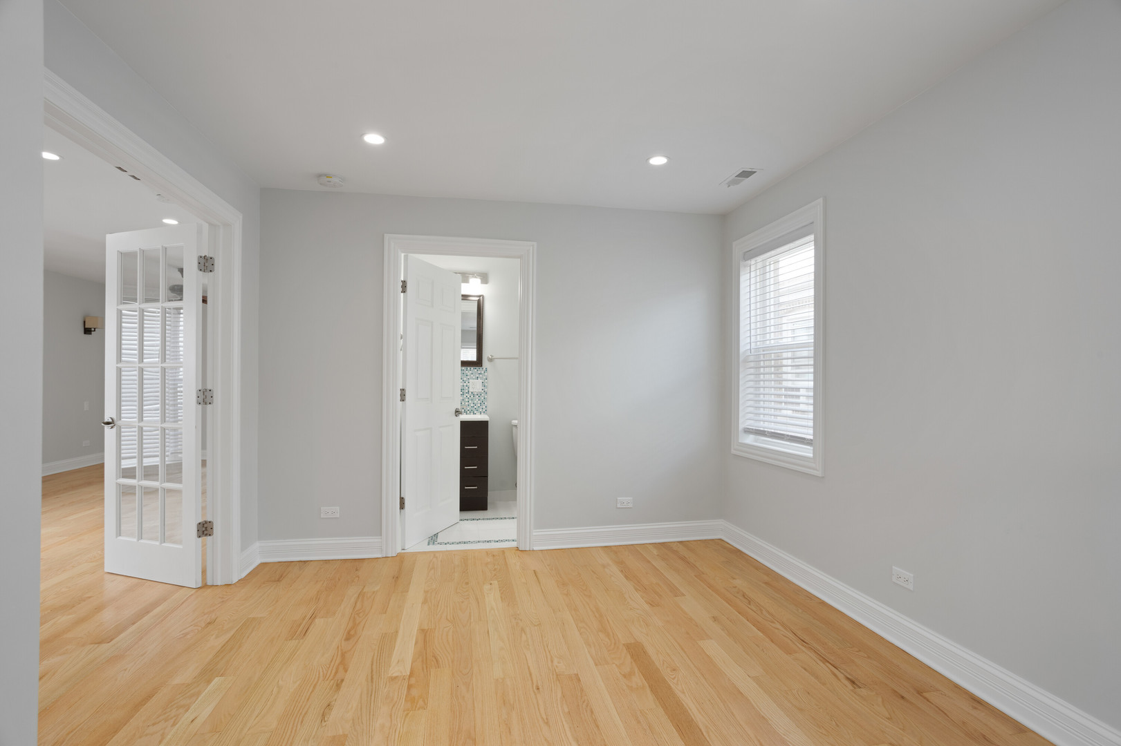 5155 West School Street Chicago IL 60641