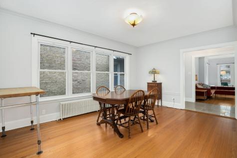 5425 North Bernard Street Chicago IL 60625