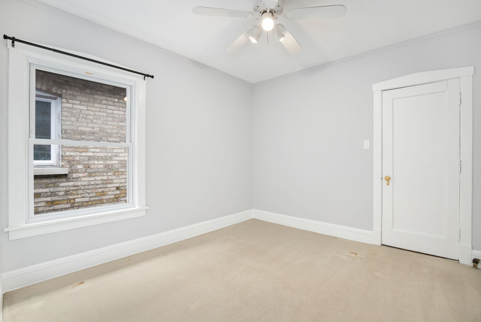 5425 North Bernard Street Chicago IL 60625