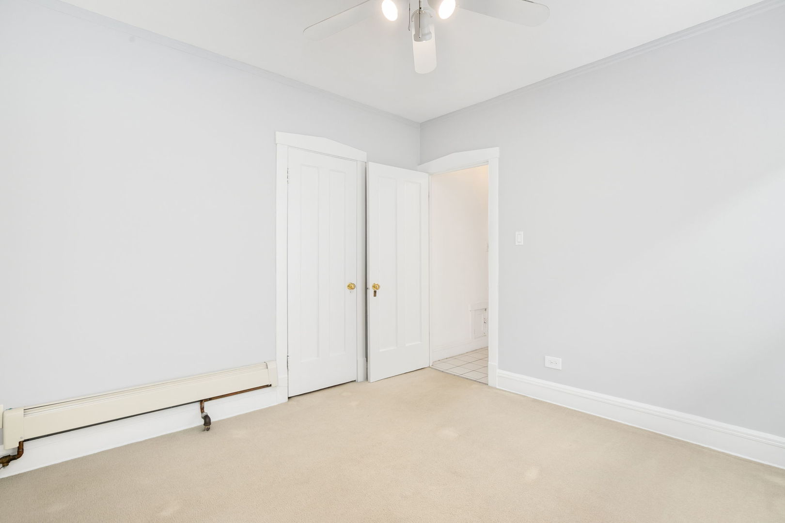 5425 North Bernard Street Chicago IL 60625