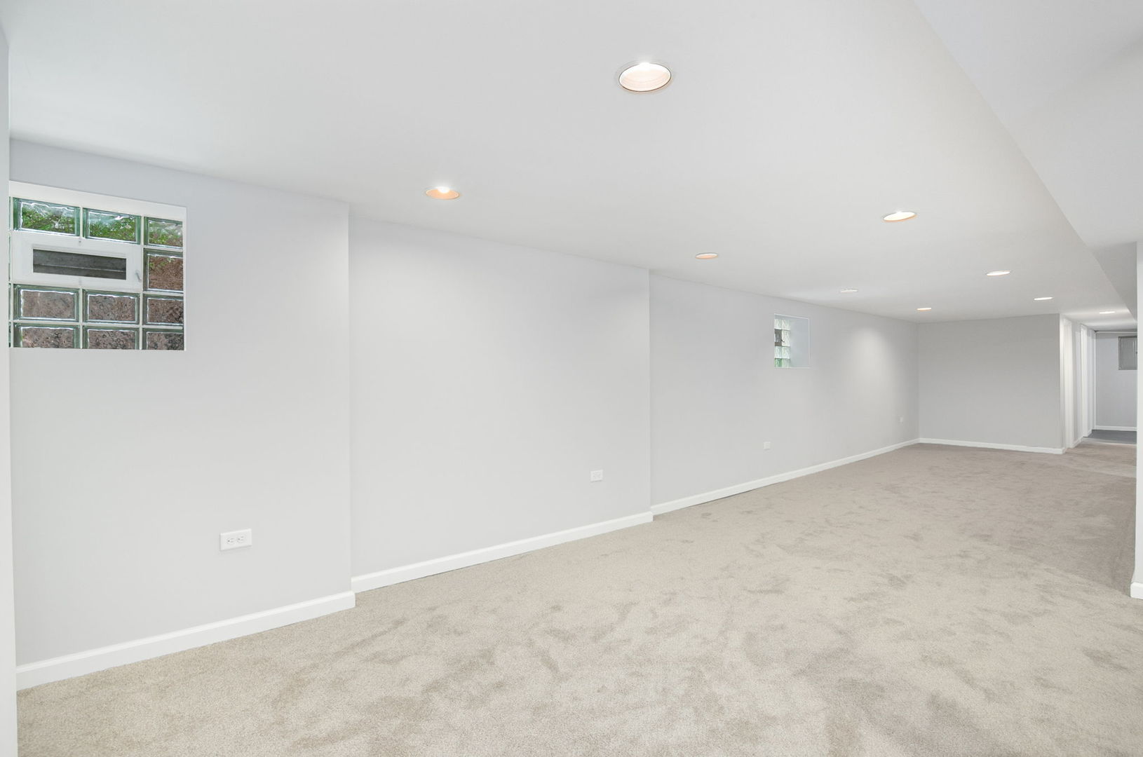5425 North Bernard Street Chicago IL 60625