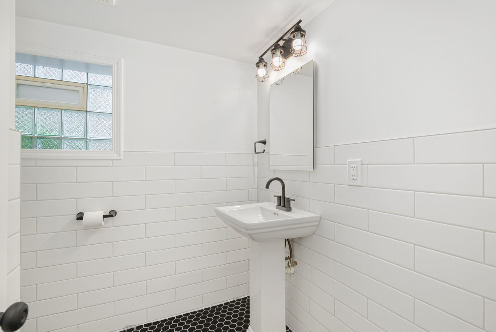 5425 North Bernard Street Chicago IL 60625