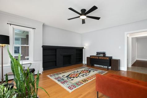 5425 North Bernard Street Chicago IL 60625