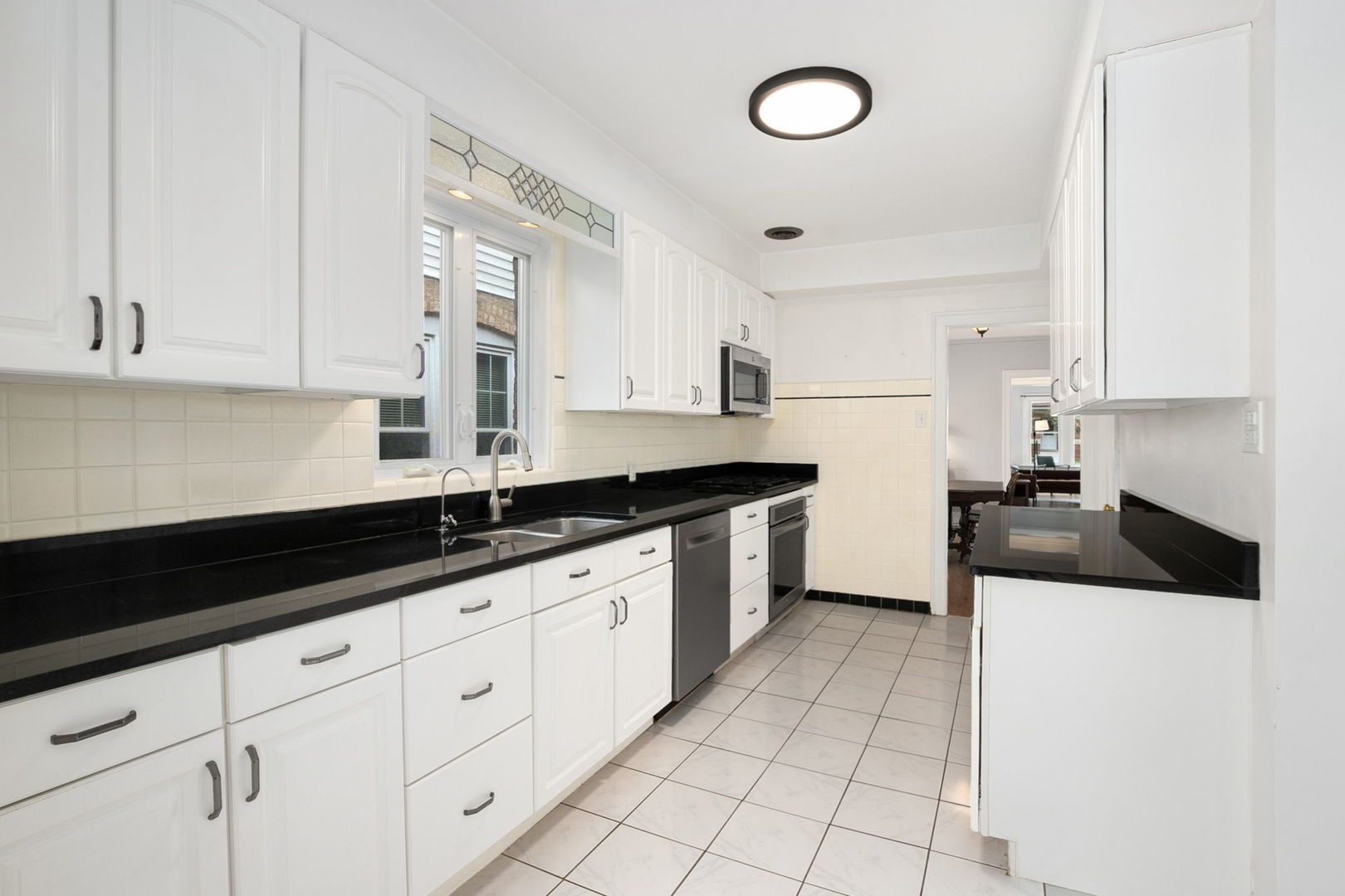 5425 North Bernard Street Chicago IL 60625