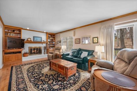 5N490 Hidden Springs Drive St. Charles IL 60175