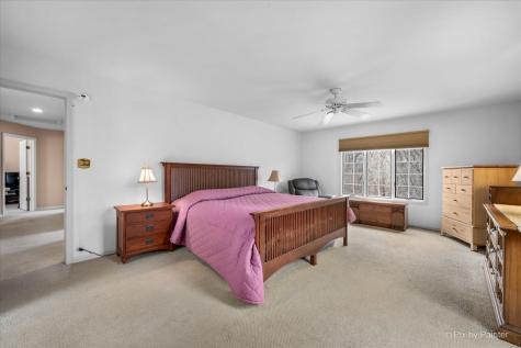 5N490 Hidden Springs Drive St. Charles IL 60175