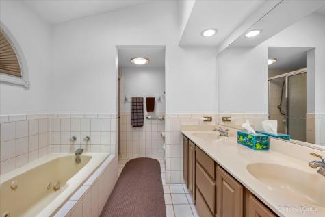 5N490 Hidden Springs Drive St. Charles IL 60175