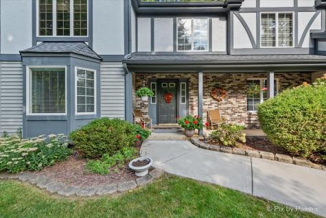 5N490 Hidden Springs Drive St. Charles IL 60175