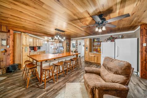 4444 East 1553rd Road Earlville IL 60518