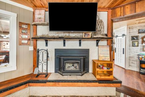 4444 East 1553rd Road Earlville IL 60518