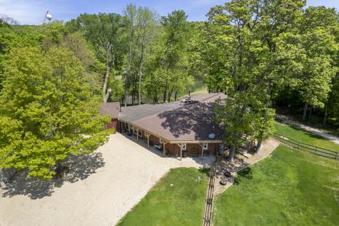 4444 East 1553rd Road Earlville IL 60518