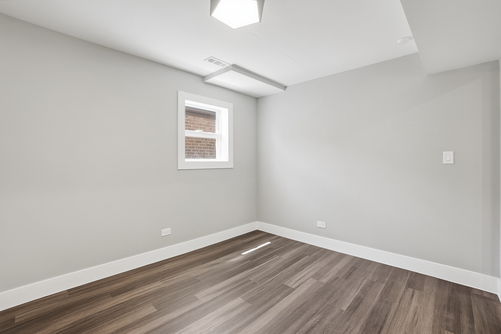 4447 South Leamington Avenue Chicago IL 60638