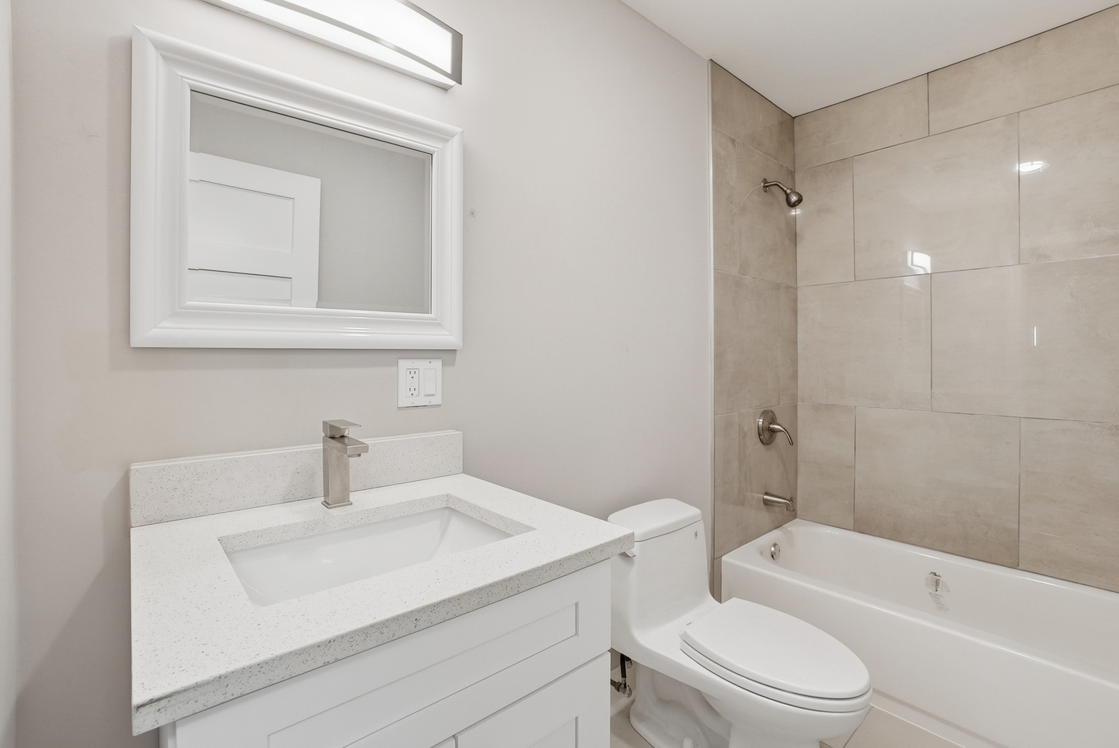 4447 South Leamington Avenue Chicago IL 60638