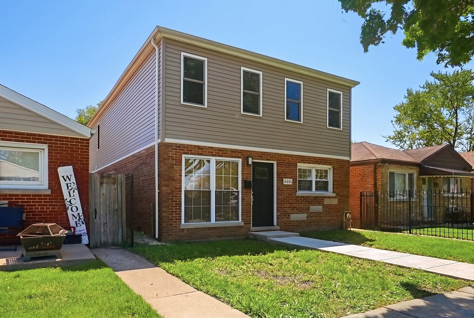 4447 South Leamington Avenue Chicago IL 60638