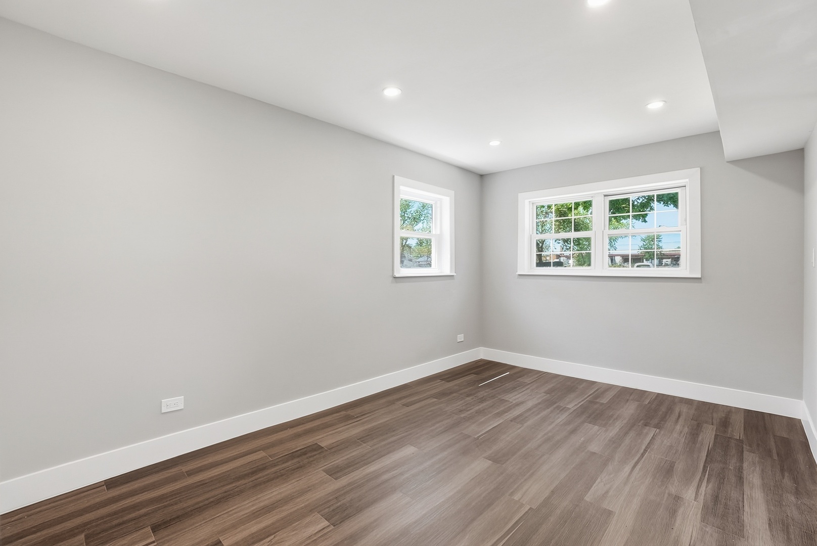 4447 South Leamington Avenue Chicago IL 60638