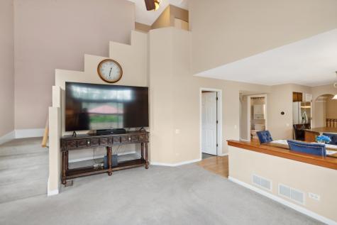 1083 Popes Creek Circle Grayslake IL 60030