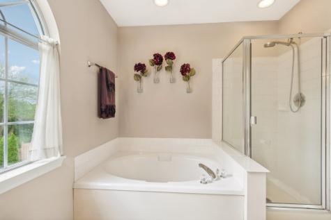 1083 Popes Creek Circle Grayslake IL 60030