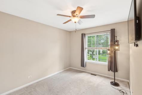 1083 Popes Creek Circle Grayslake IL 60030