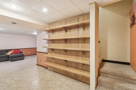 1083 Popes Creek Circle Grayslake IL 60030