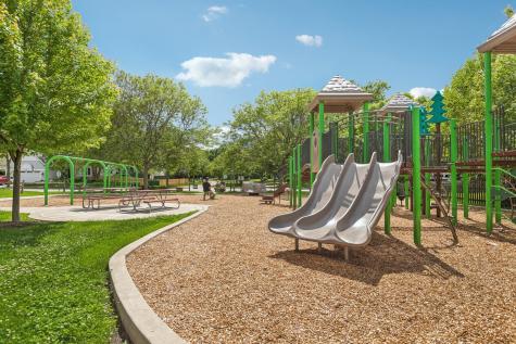 1083 Popes Creek Circle Grayslake IL 60030