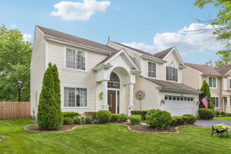1083 Popes Creek Circle Grayslake IL 60030