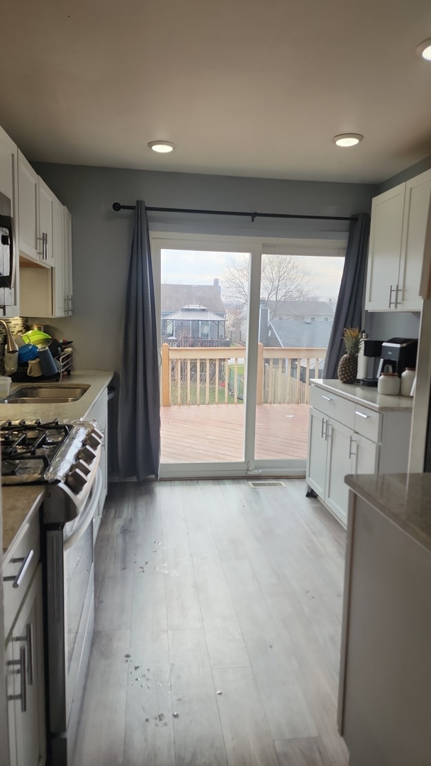 425 Norman Lane Roselle IL 60172