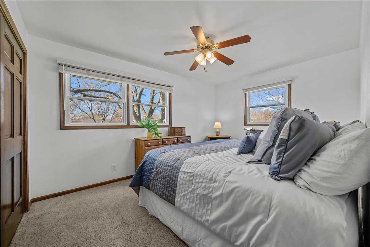 2477 Cambridge Drive Aurora IL 60506