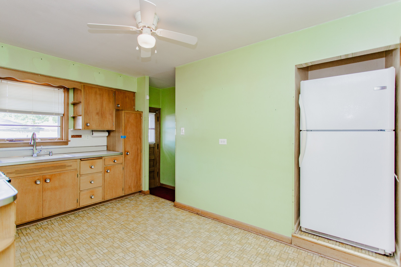 6317 North Lowell Avenue Chicago IL 60646