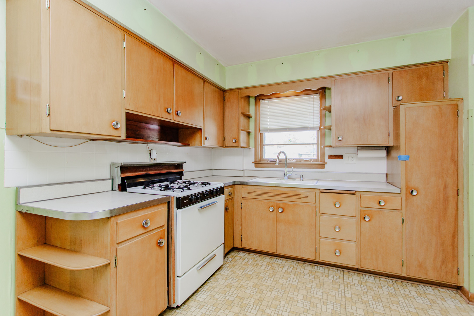 6317 North Lowell Avenue Chicago IL 60646