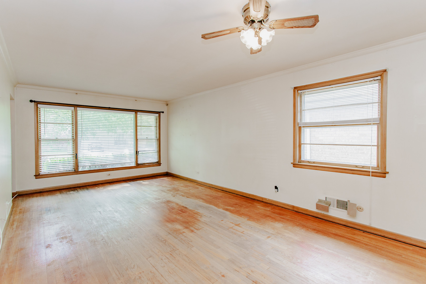6317 North Lowell Avenue Chicago IL 60646
