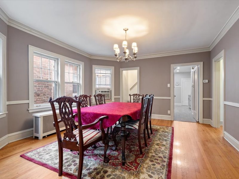 2531 West Morse Avenue Chicago IL 60645