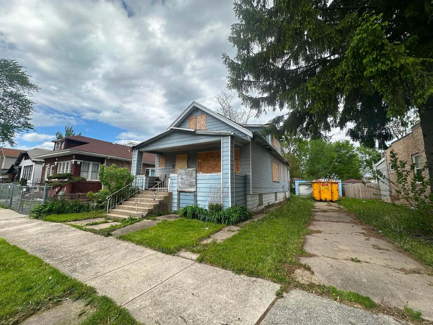 11941 South La Salle Street Chicago IL 60628