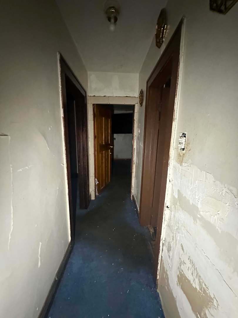 11941 South La Salle Street Chicago IL 60628
