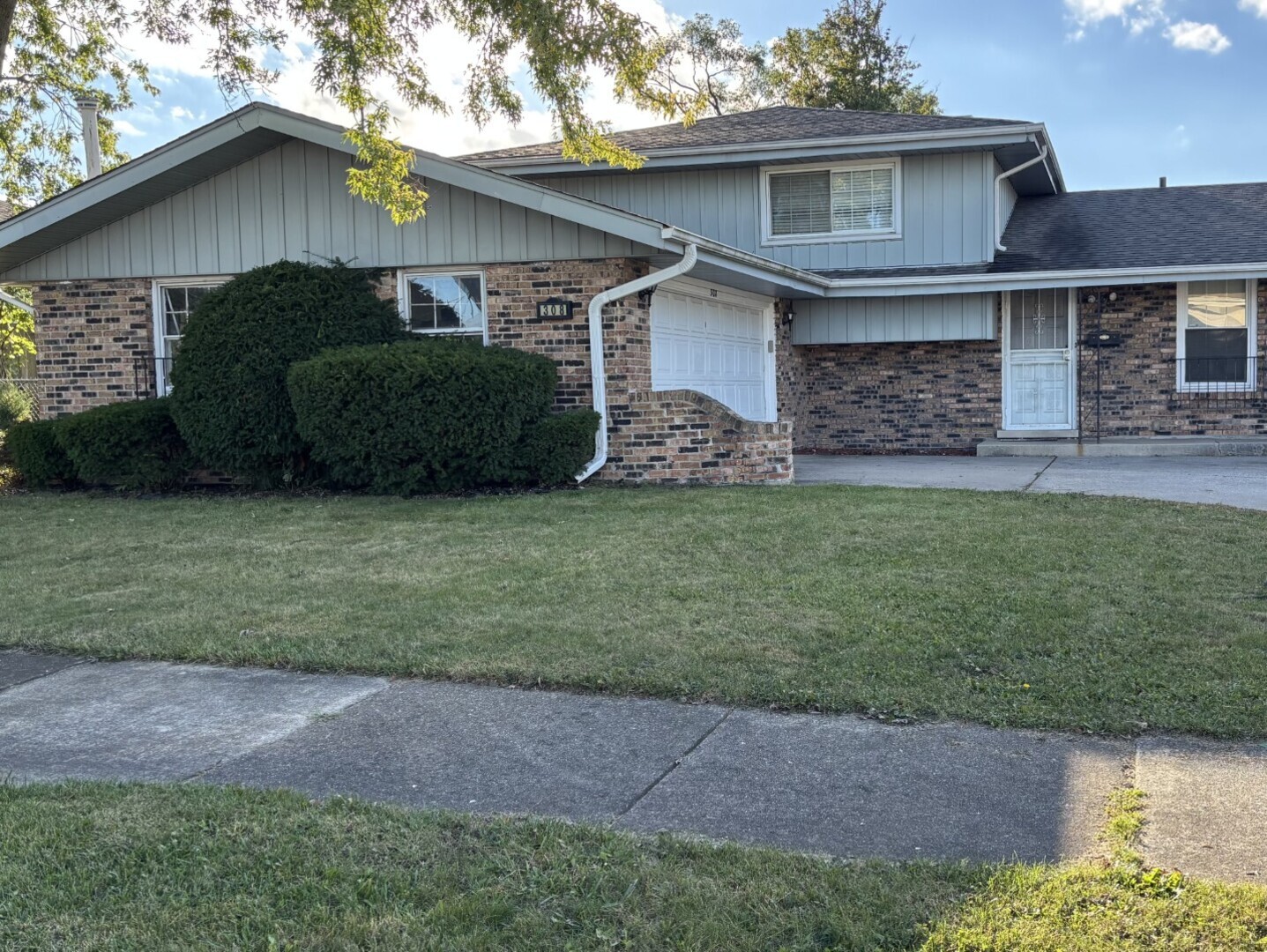 308 South Walnut Street Glenwood IL 60425