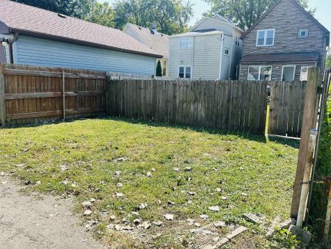 344 East 117th Street Chicago IL 60628