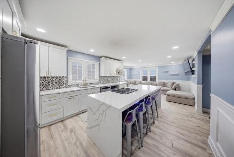2713 Landen Drive Melrose Park IL 60164