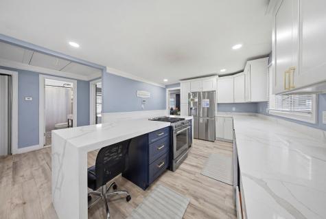 2713 Landen Drive Melrose Park IL 60164