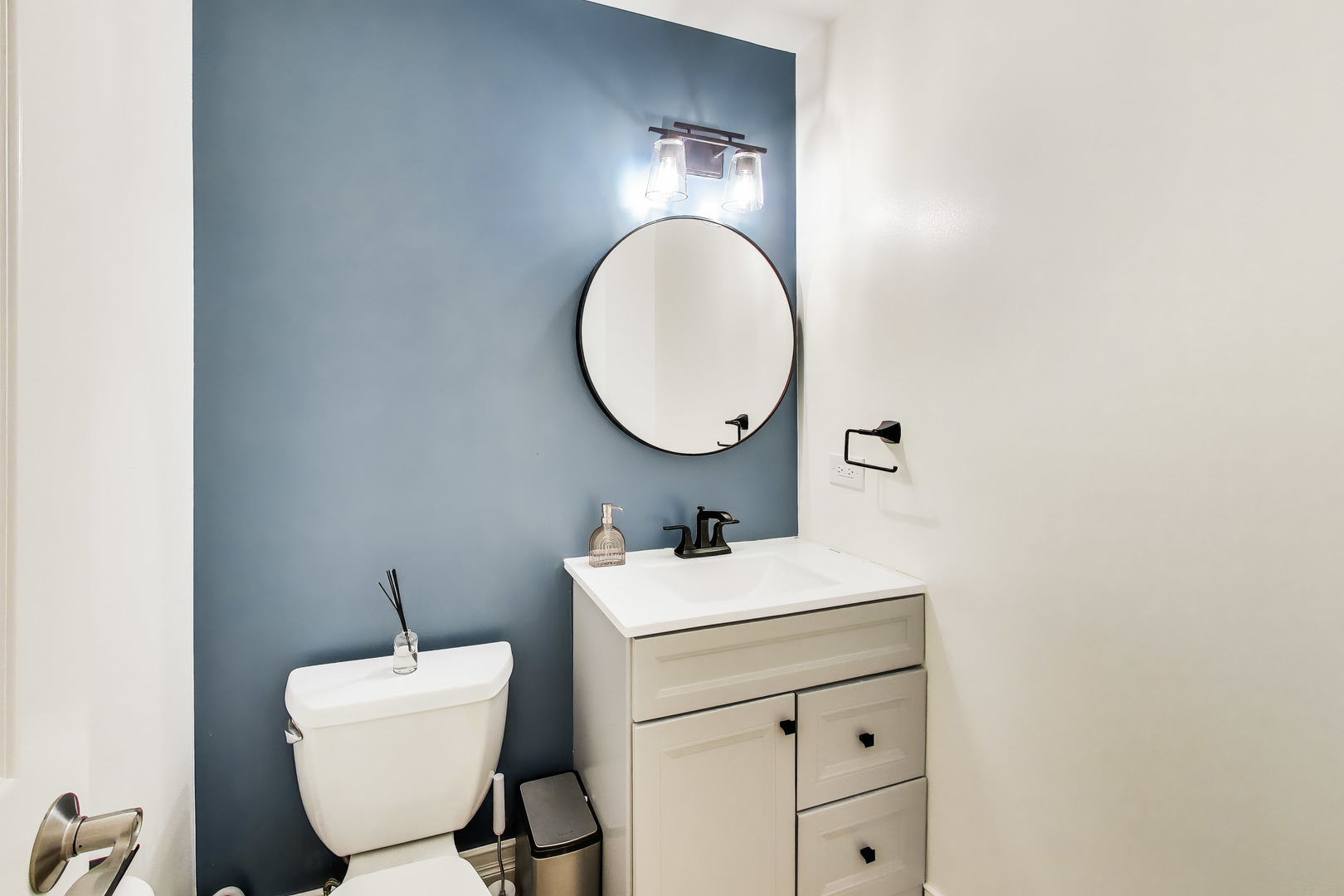2198 Brookside Lane Aurora IL 60502