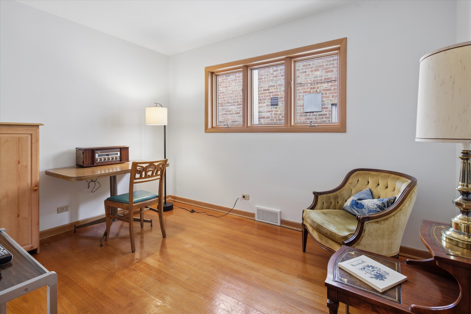 6034 North Keating Avenue Chicago IL 60646