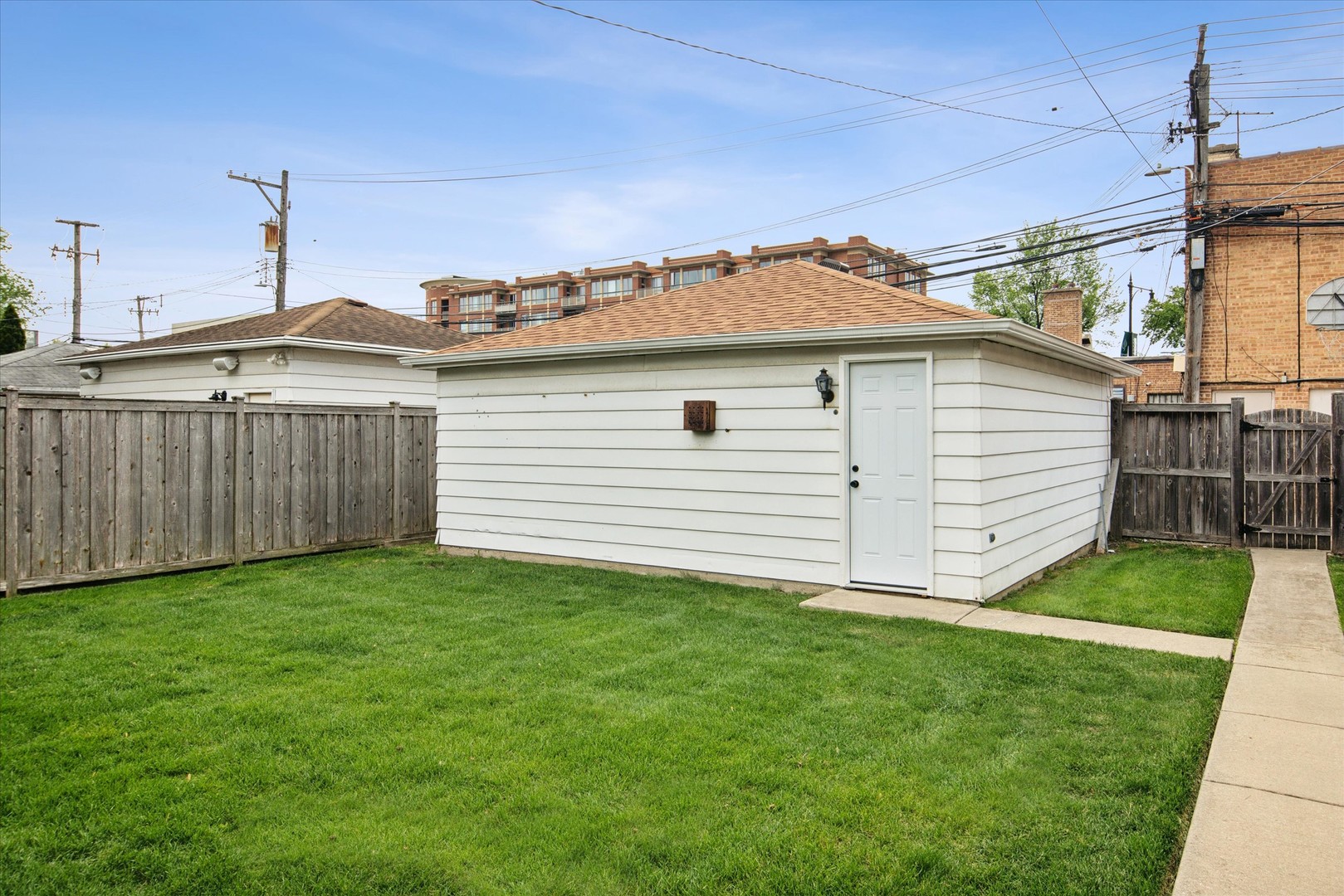 6034 North Keating Avenue Chicago IL 60646