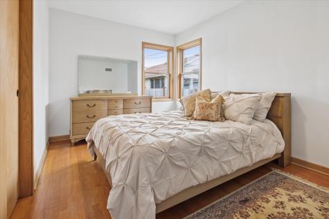 6034 North Keating Avenue Chicago IL 60646