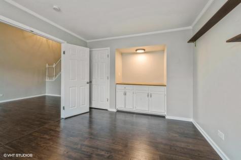 1010 Wesley Lane Algonquin IL 60102