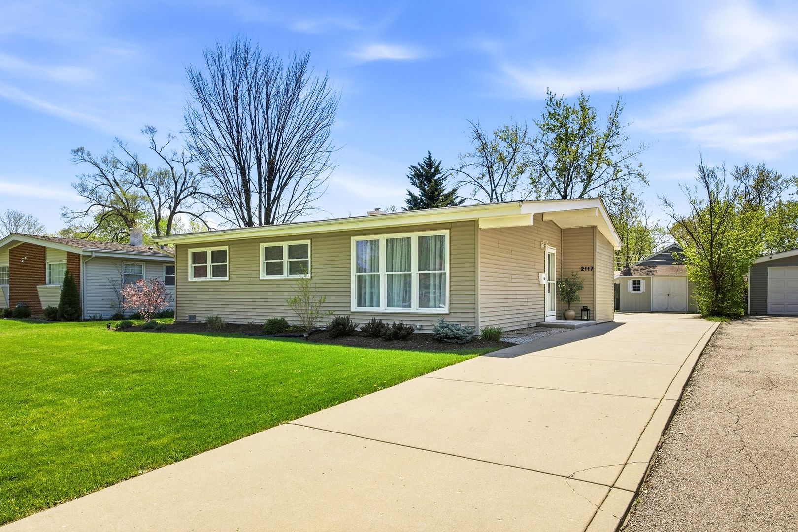 2117 Grouse Lane Rolling Meadows IL 60008