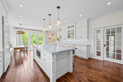 1230 Conway Road Lake Forest IL 60045
