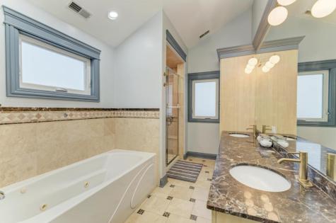 3231 North Octavia Avenue Chicago IL 60634