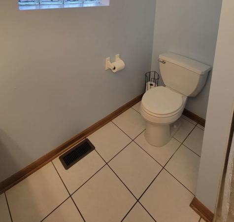 14241 Mackinaw Avenue Burnham IL 60633
